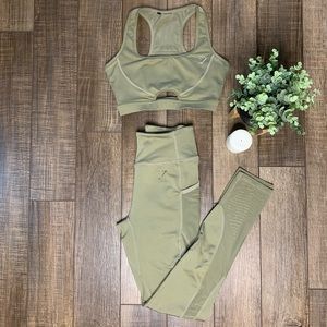 Gymshark Khaki Sculpt Set